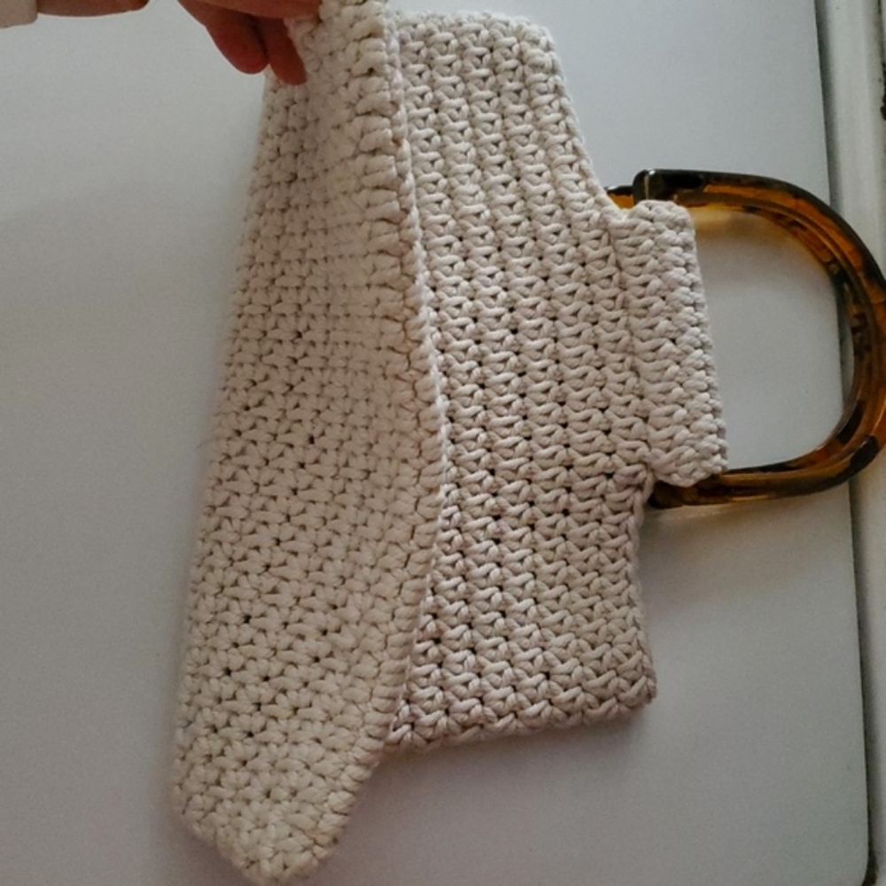 Aerie Crochet Handbag Tortoise Shell Handles Ivory Bag Summer BoHo - Picture 11 of 11